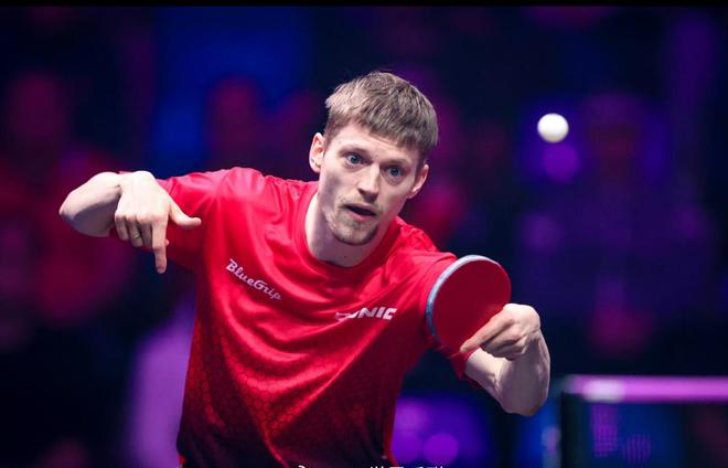 南宫体育-费德勒爆冷击败美国队，高光表现引爆全场！的简单介绍