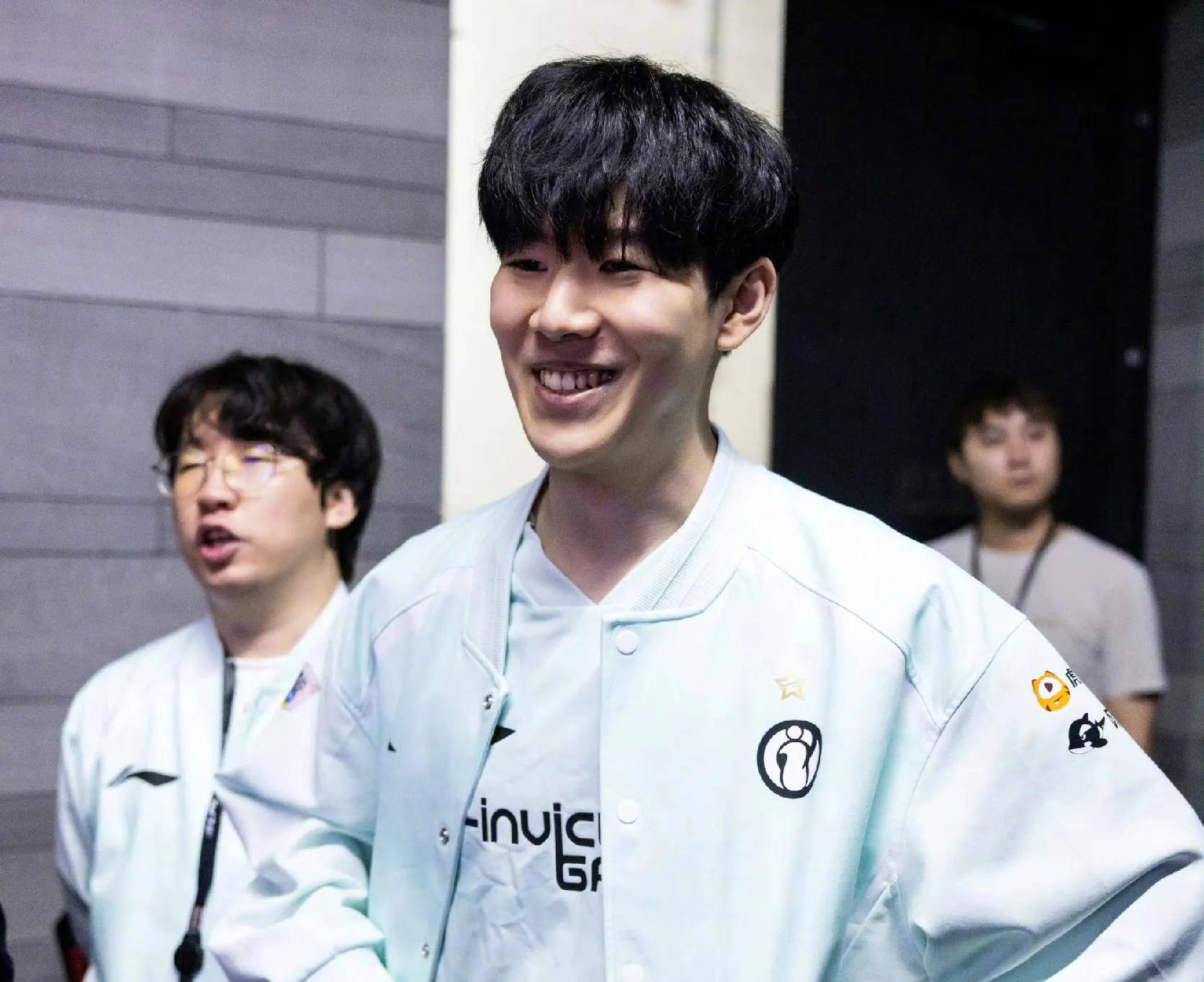 南宫体育-TheShy遭遇五连败，尤文图斯教练面临压力！的简单介绍